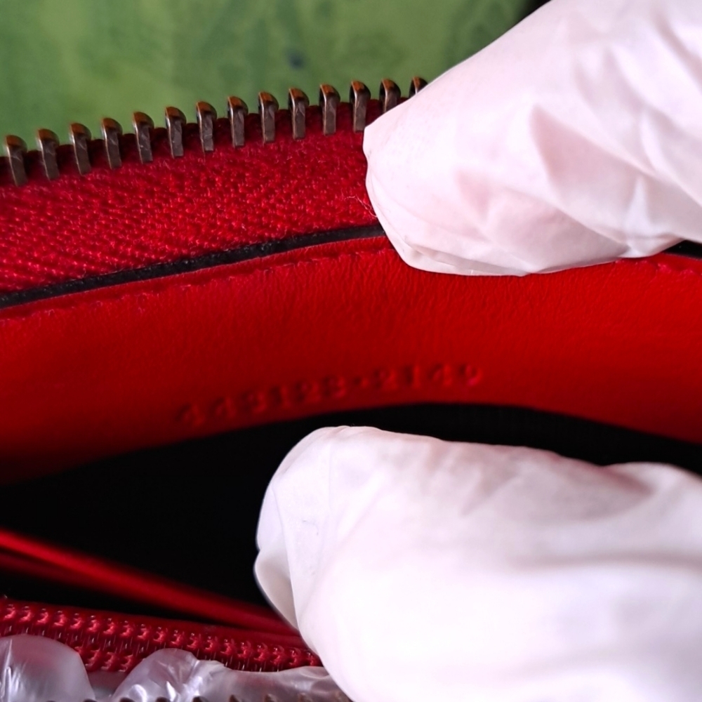 Gucci GG Marmot Zip Around Wallet  EUC - Picture 10 of 17